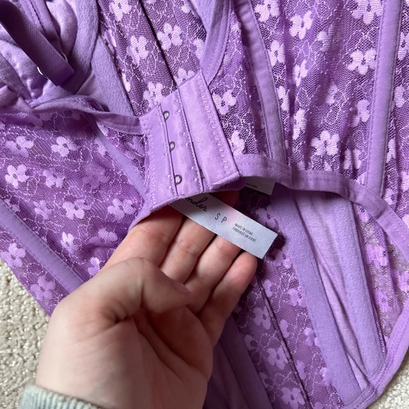 Urban outfitters floral corset top purple - Picture 4 of 4